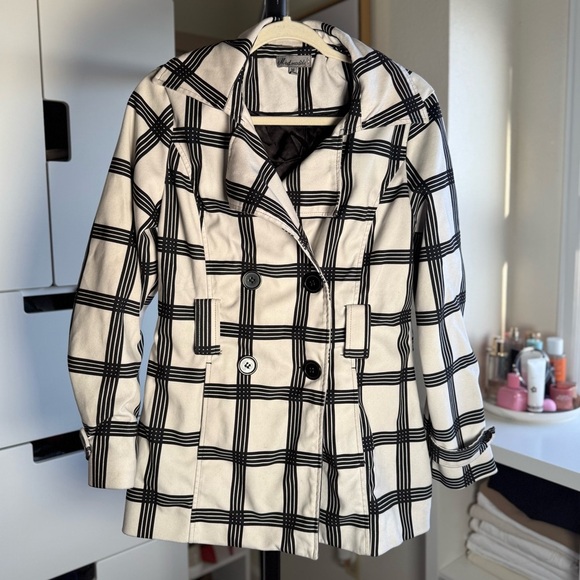 Modmodele Stylish Black and White Plaid Women's Coat Jacket Size M - Picture 1 of 3